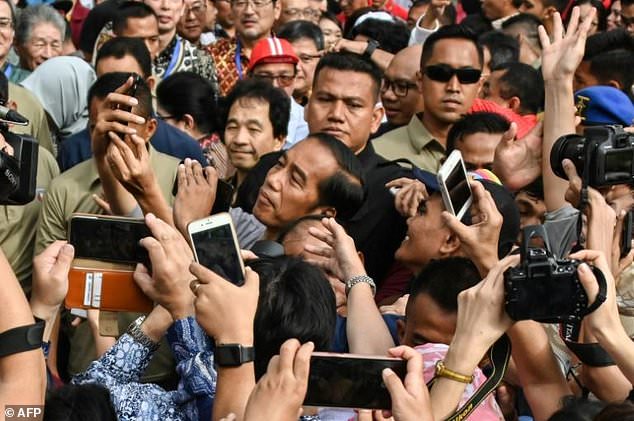 Media Asing Soroti Emak-emak Pendukung Capres di Indonesia